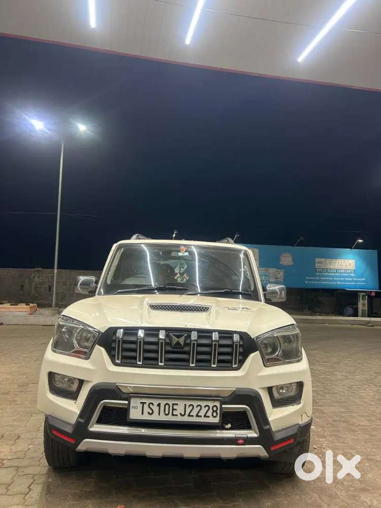 Mahindra Scorpio 2016 Diesel 350000 Km Driven