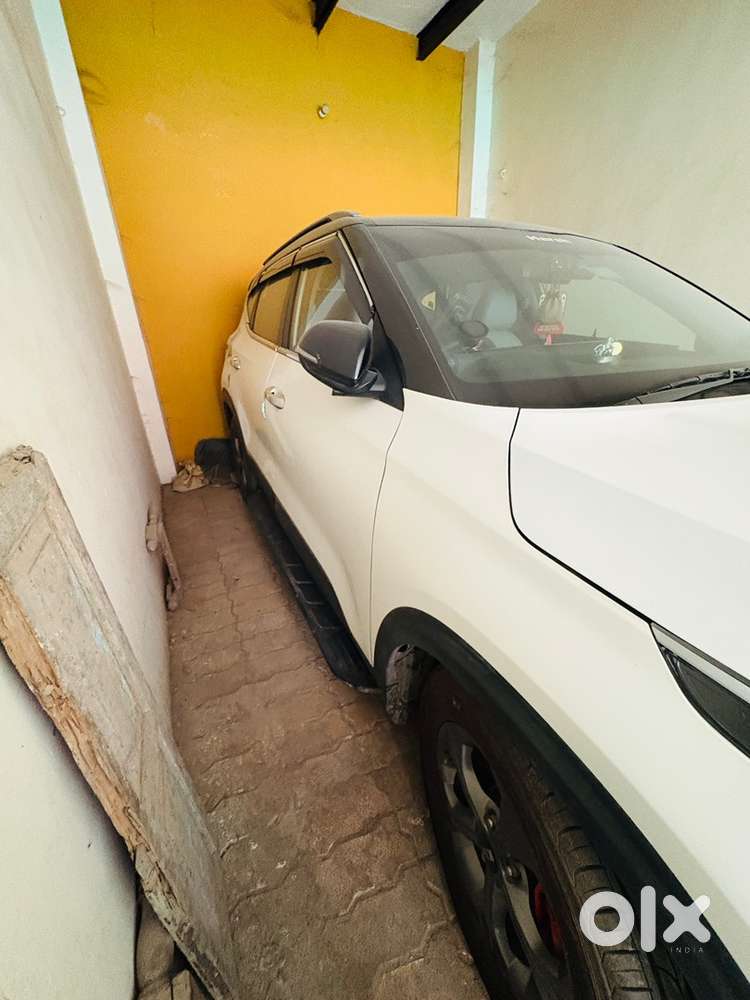 Kia Seltos 2020 Petrol Well Maintained