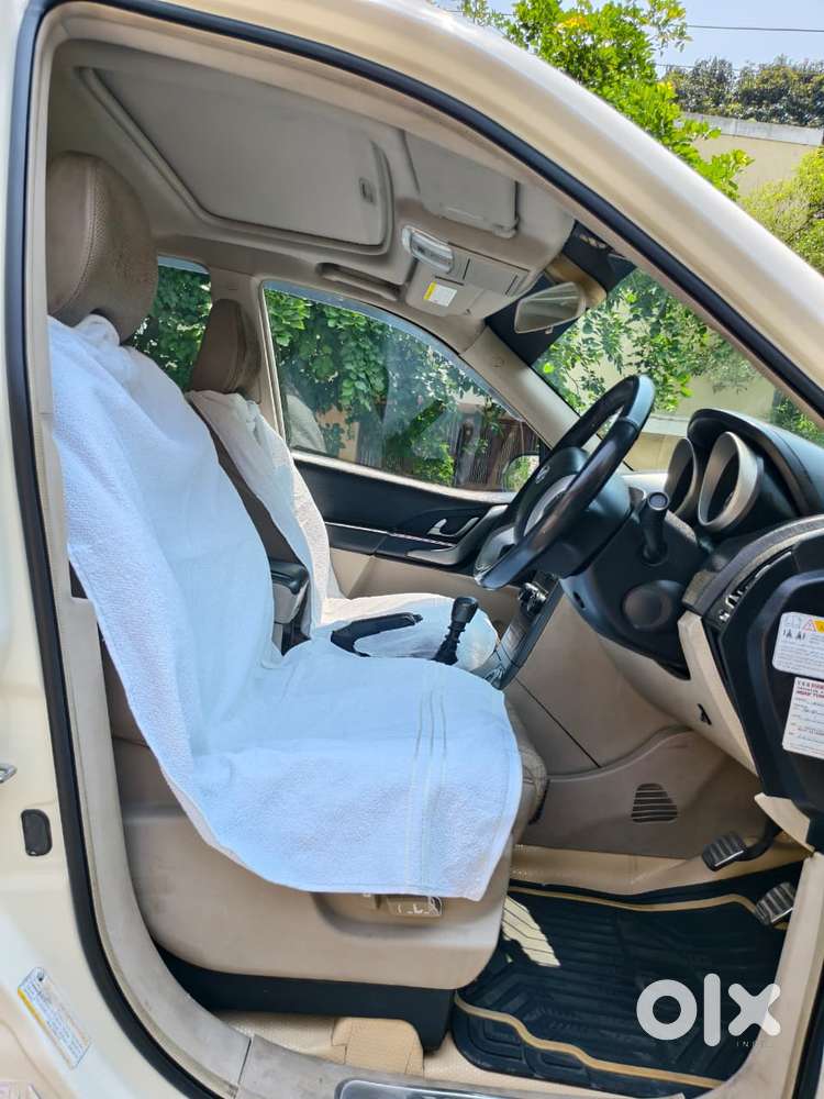 Mahindra Xuv500 W10 2wd, 2015, Diesel