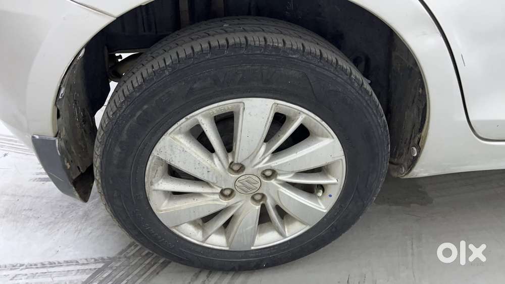 Maruti Suzuki Swift 1.3 Zxi, 2015, Petrol