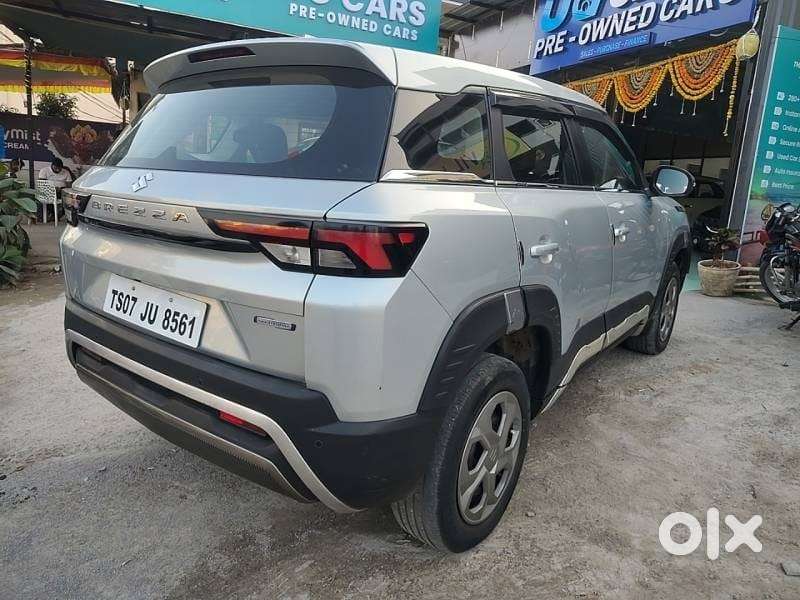 Maruti Suzuki Brezza 1.5 Vxi Smart Hybrid, 2023, Petrol