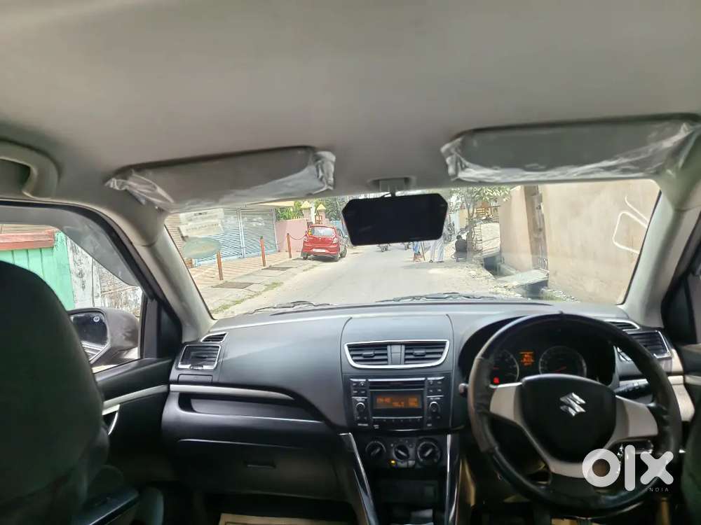 Maruti Suzuki Swift Vxi 2016