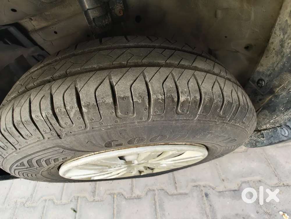 Maruti Suzuki Dzire 2013 Petrol 100000 Km Driven