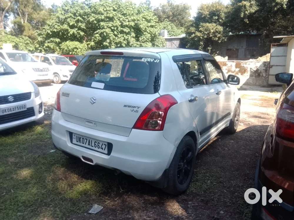 Maruti Suzuki Swift Vxi, 2011, Petrol