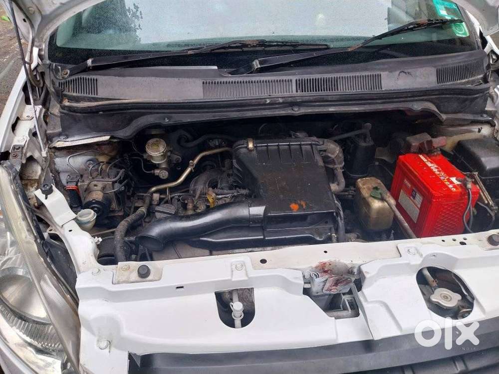 Maruti Suzuki Ritz Zxi, 2011, Petrol