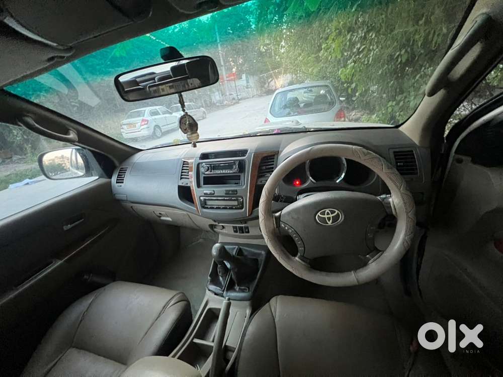 Toyota Fortuner Diesel 2010