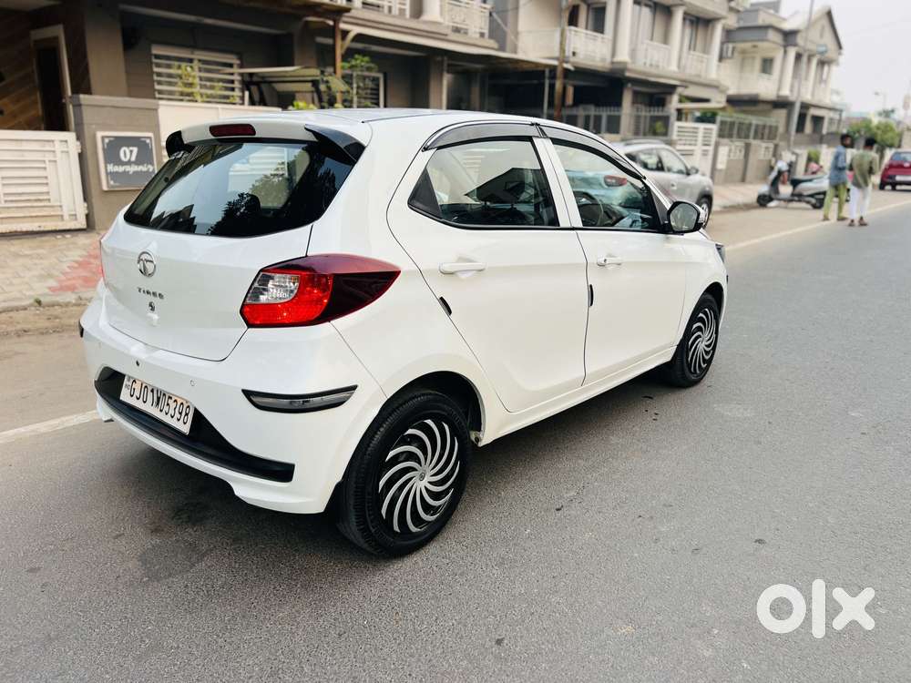 Tata Tiago 1.05 Revotorq Xz, 2021, Petrol