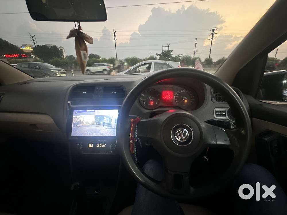 Volkswagen Vento 1.6 Comfortline, 2014, Petrol