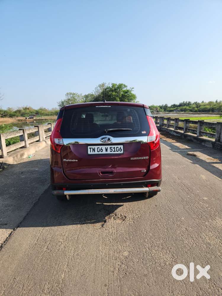Mahindra Marazzo M6, 2018, Diesel