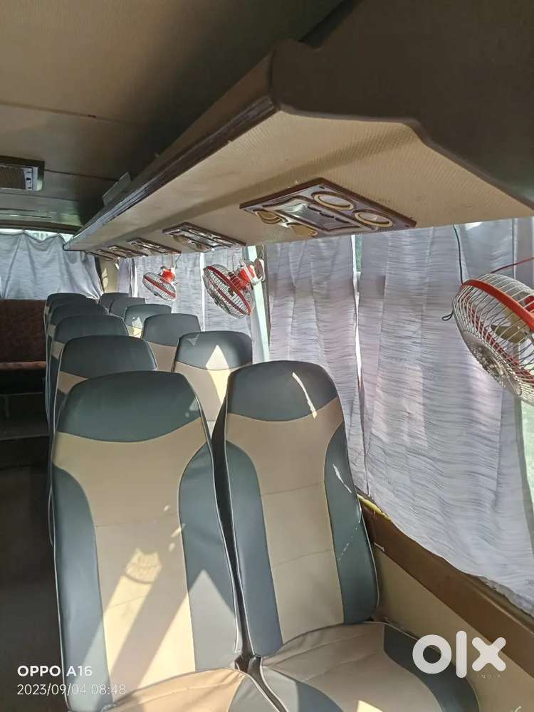 Eicher Bus Ac 33setar Hai 2016 Model Hai