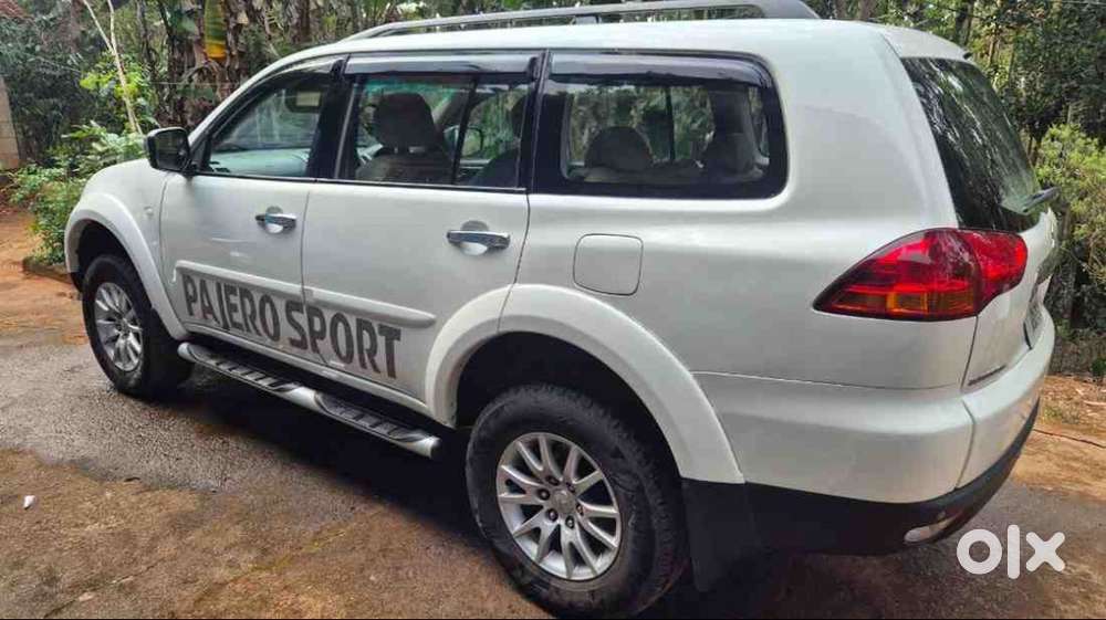 Mitsubishi Pajero Sport 2012 4x4 Company Owned Mint