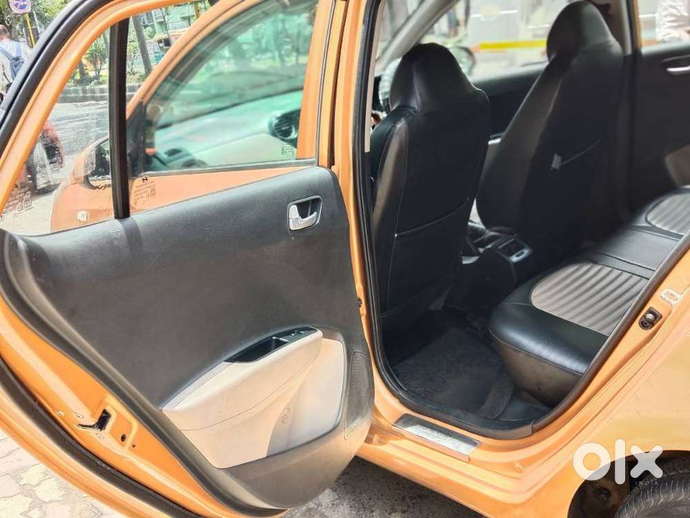 Hyundai Grand I10 Sportz, 2017, Petrol