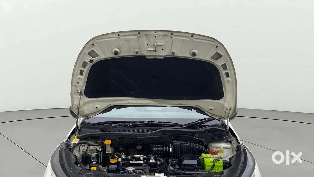 Tata Altroz 1.2 Xe, 2020, Petrol