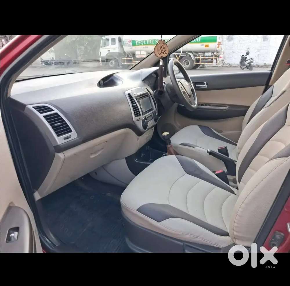 Hyundai I20 Petrol Manual 2010