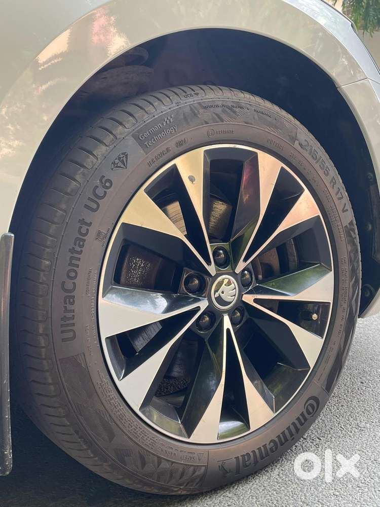 Skoda Superb 2.0 L&k Tsi At, 2020, Petrol