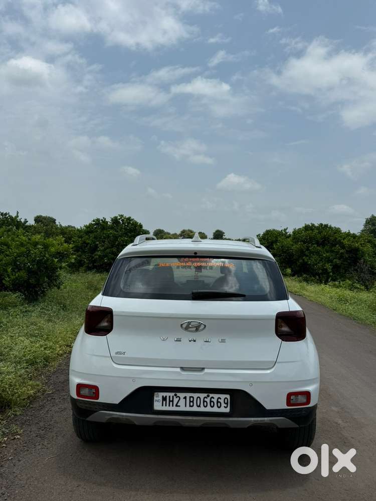 Hyundai Venue Diesel 2021