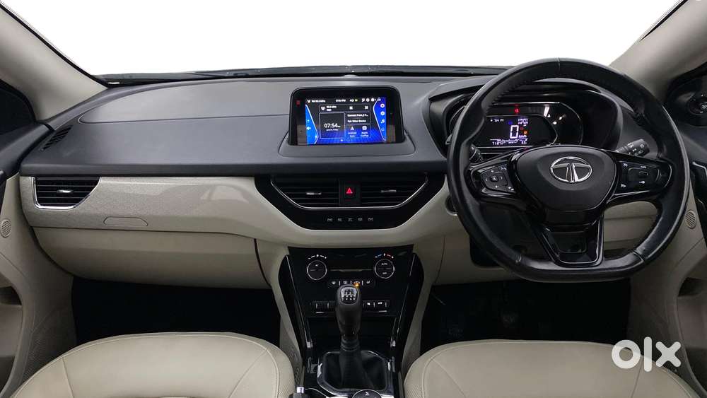 Tata Nexon 1.2 Revotron Xz Plus Premium, 2022, Petrol