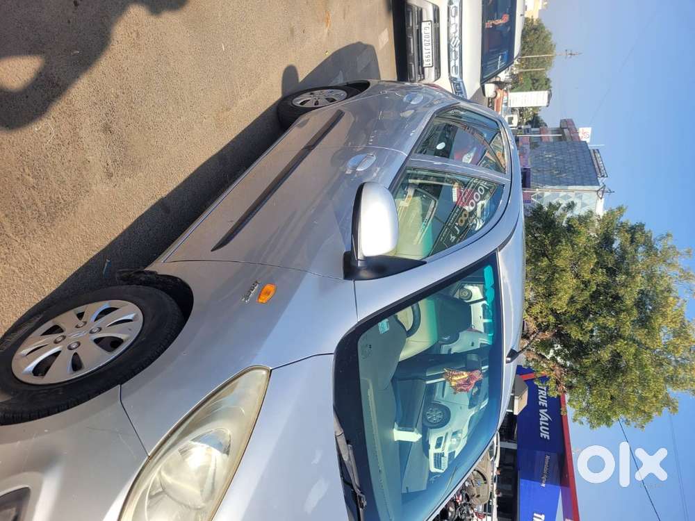 Hyundai I10 Oct 2011 Cng & Hybrids Good Condition