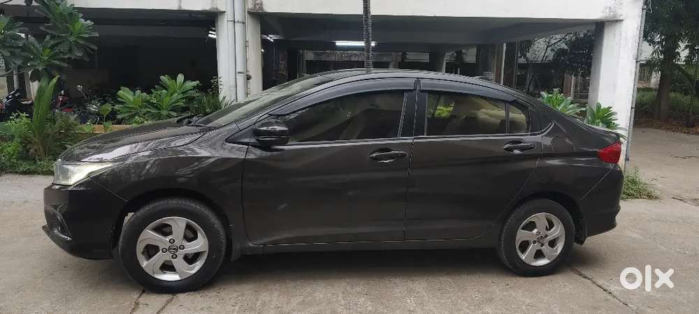 Honda City Hybrid Ehev 2016 Petrol Well Maintained