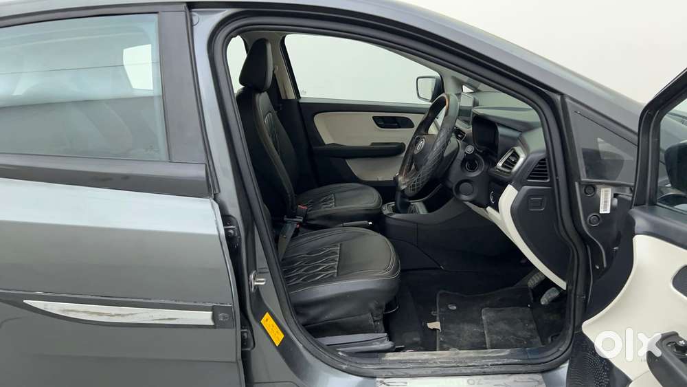 Tata Altroz 1.2 Xt, 2022, Petrol