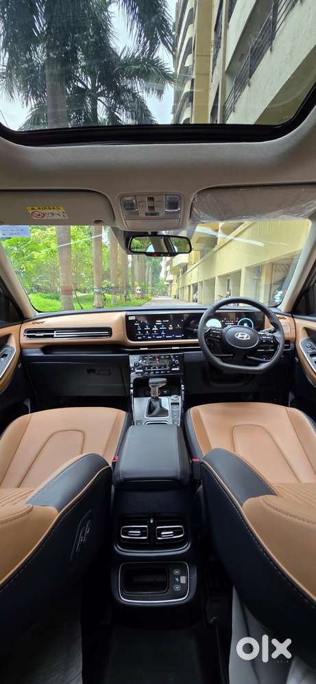 Hyundai Alcazar 1.5 Tdct Signature (o) 7s Petrol, 2025, Petrol