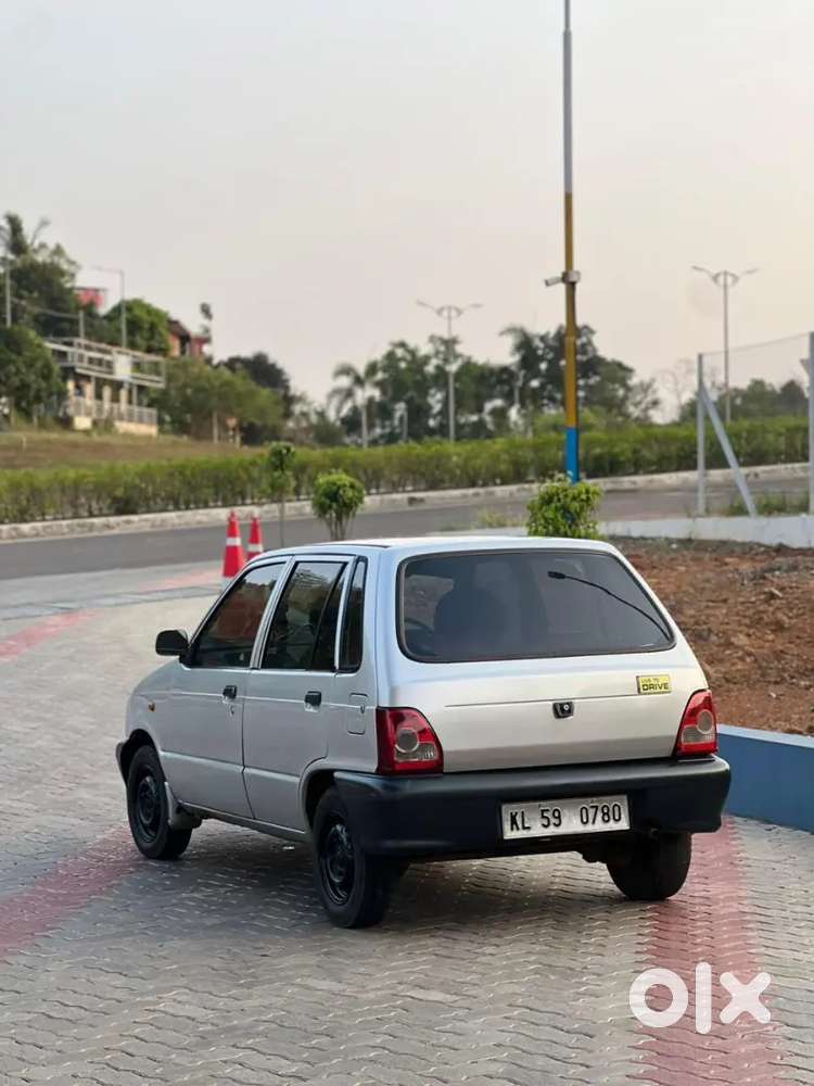 Maruti Suzuki 800 2006 Petrol Well Maintained