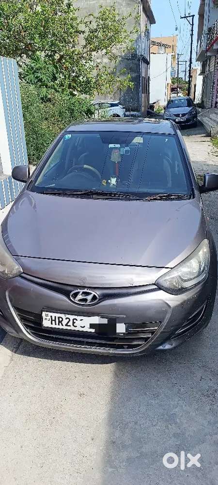 Hyundai I20 Asta 2013 Sunroof Model