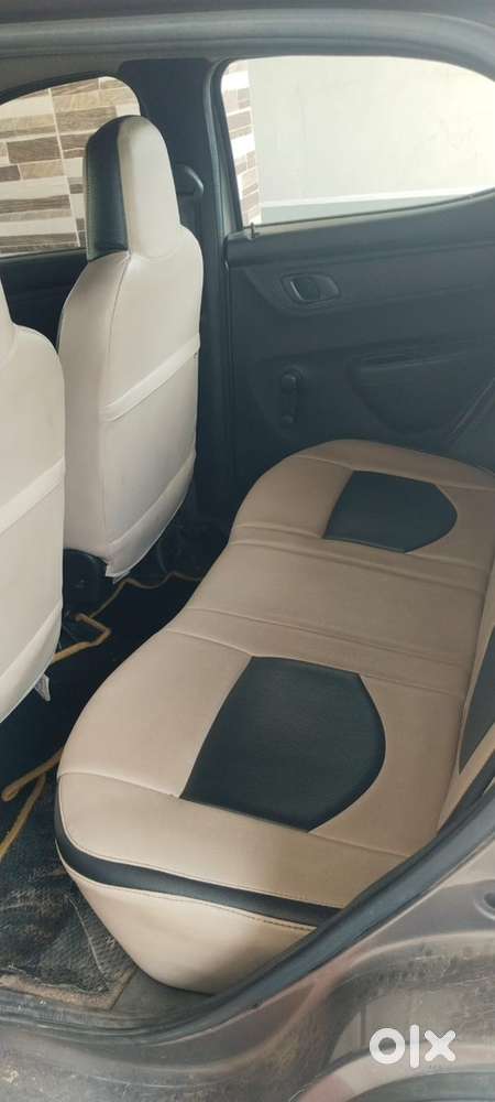 Renault Kwid Petrol Manual 2017