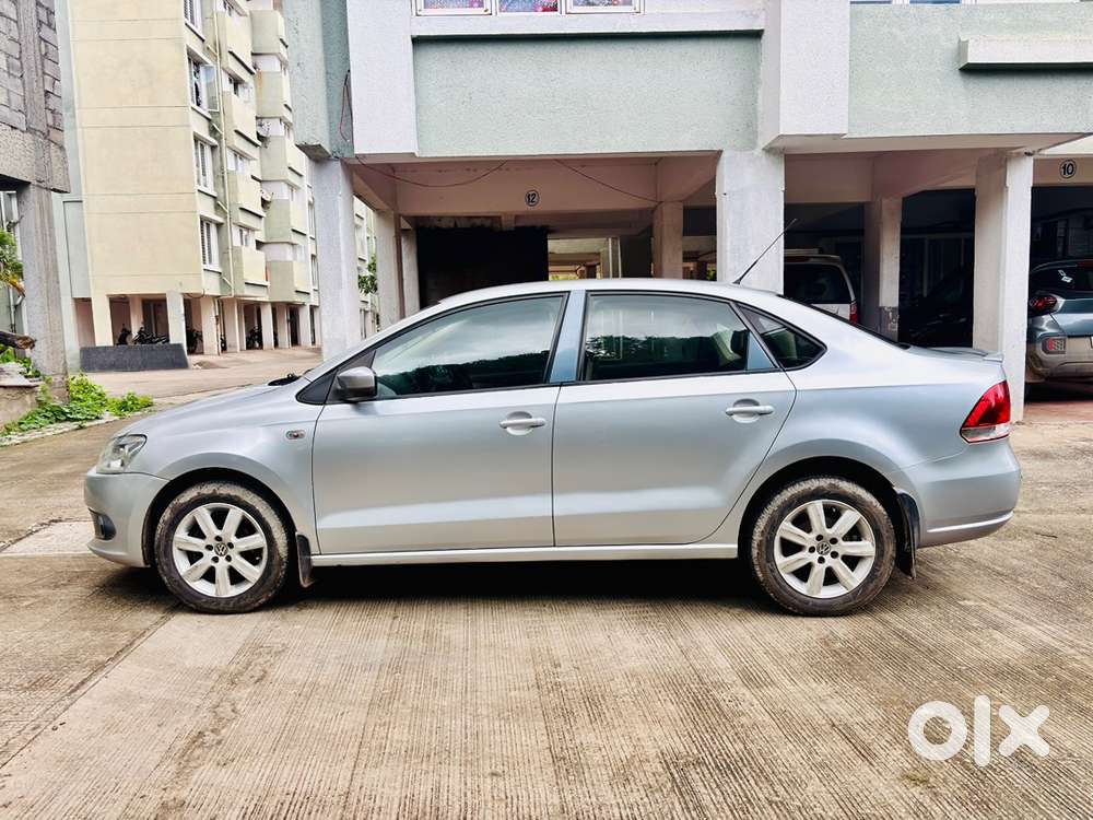 Volkswagen Vento 2011 Automatic