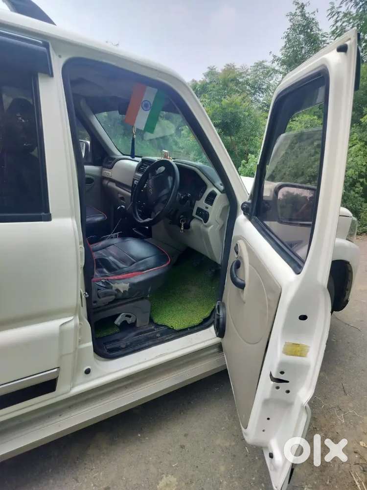 Mahindra Scorpio Diesel Manual 2016