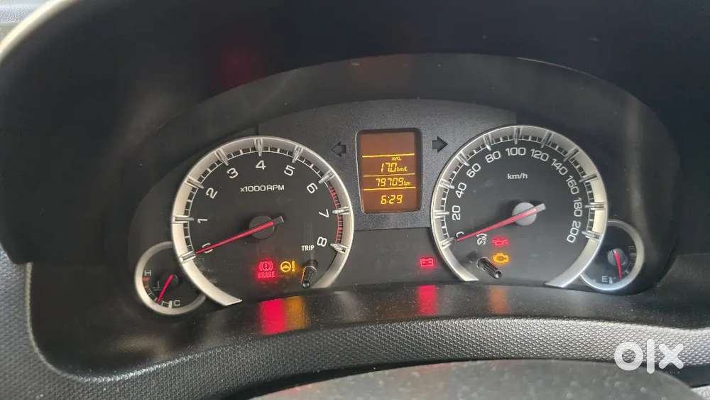 Maruti Suzuki Swift 2015 Petrol 80000 Km Driven