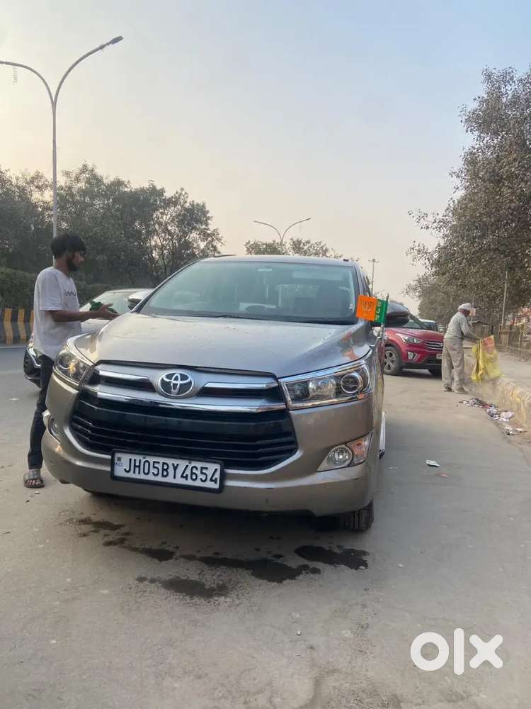 Toyota Innova Crysta 2017 Diesel 37000 Km Driven