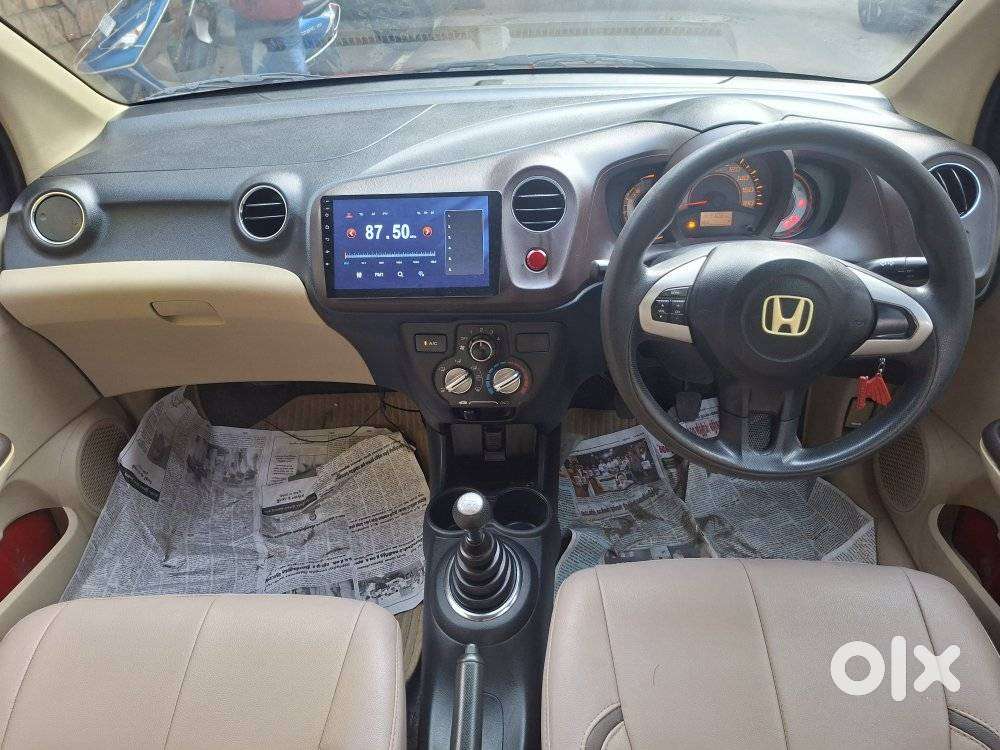 Honda Brio V Mt, 2012, Petrol