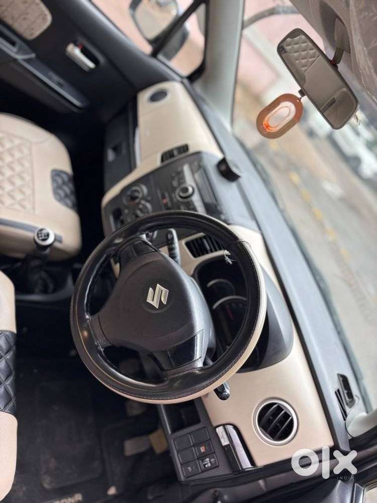 Maruti Suzuki Wagon R 1.0 Vxi Abs, 2018, Petrol