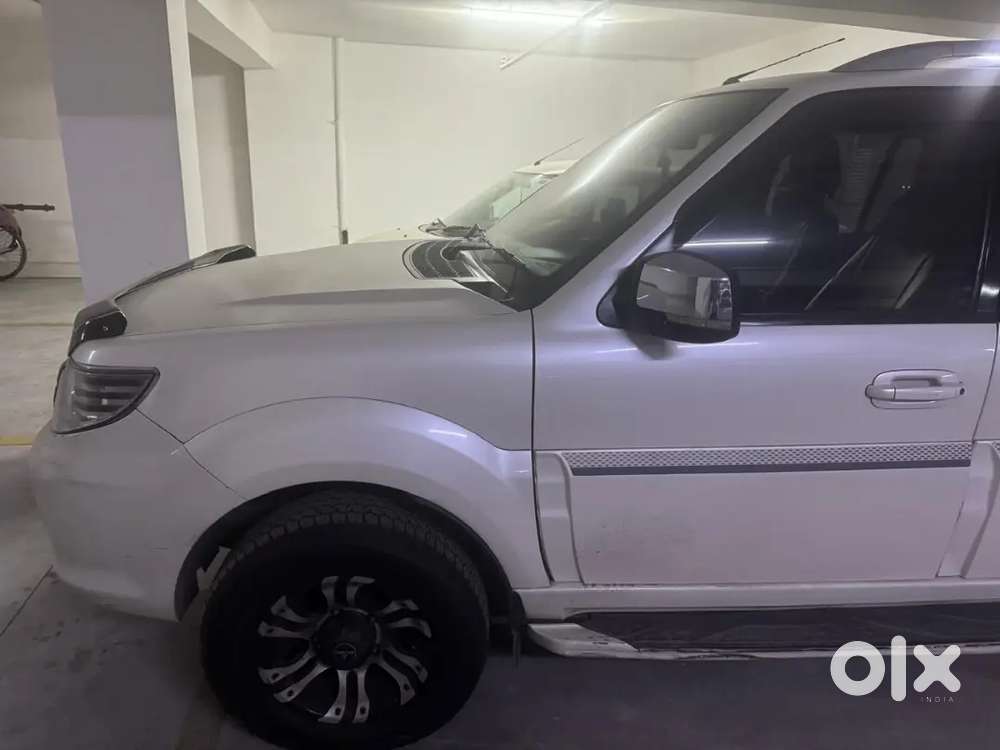 Tata Safari Storme 2014 Diesel Variant Car