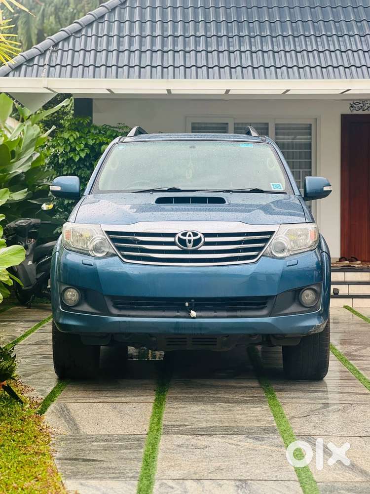 Toyota Fortuner 3.0 4x2 Automatic, 2012, Diesel