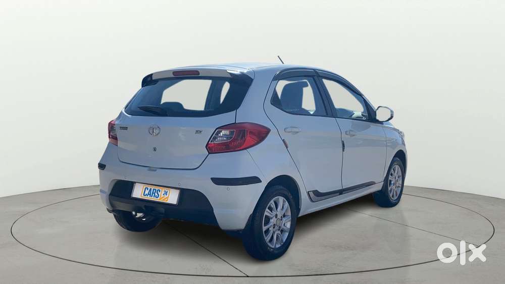 Tata Tiago 1.2 Revotron Xz, 2017, Petrol