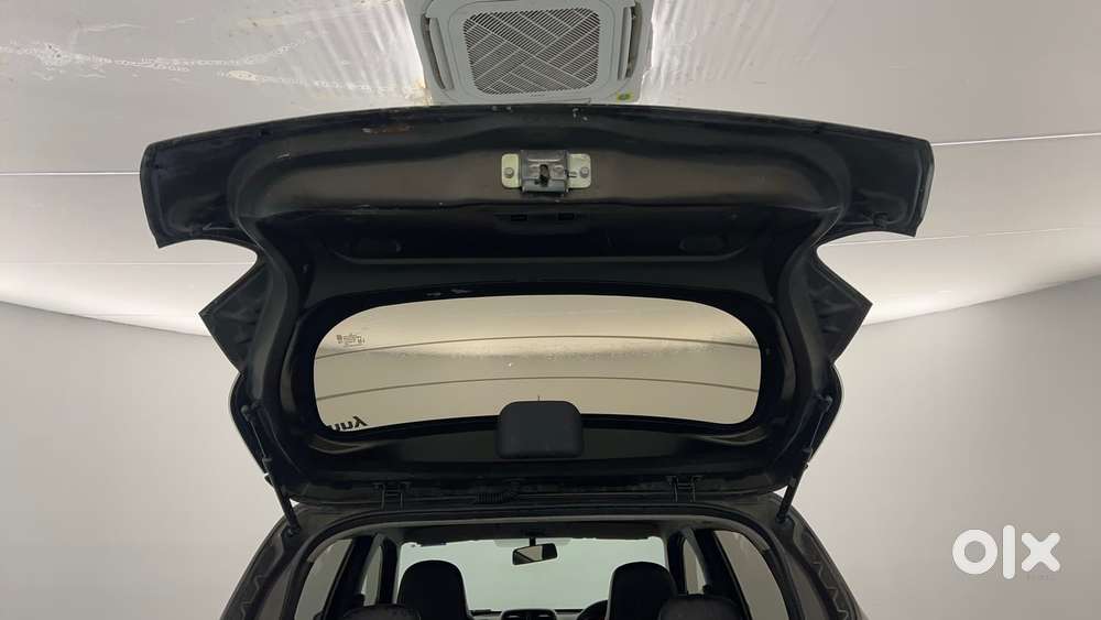 Renault Kwid 2019-ongoing 1.0 Rxt Amt (o), 2018, Petrol