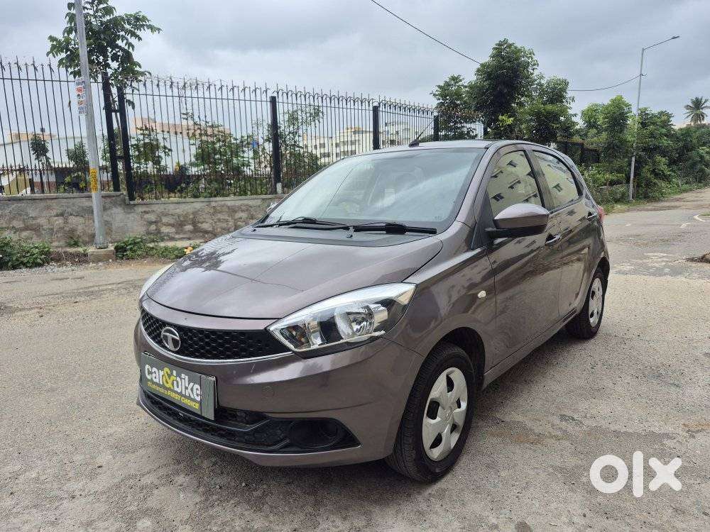 Tata Tiago 1.2 Revotron Xt, 2016, Petrol