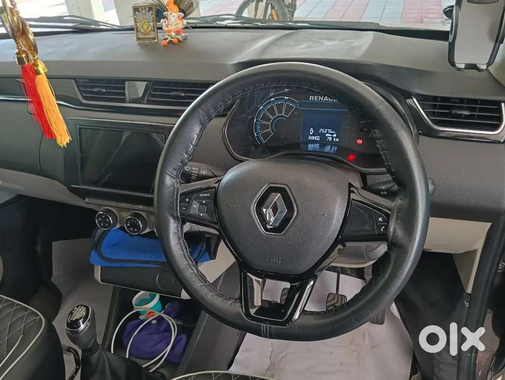 Renault Triber 2022 Dual Tone