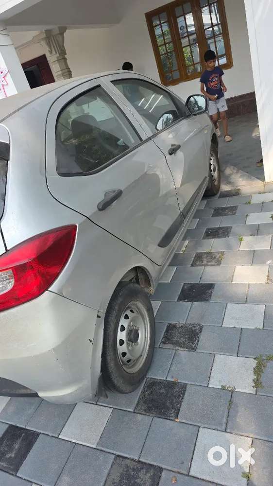 Tata Tiago 2018 Petrol
