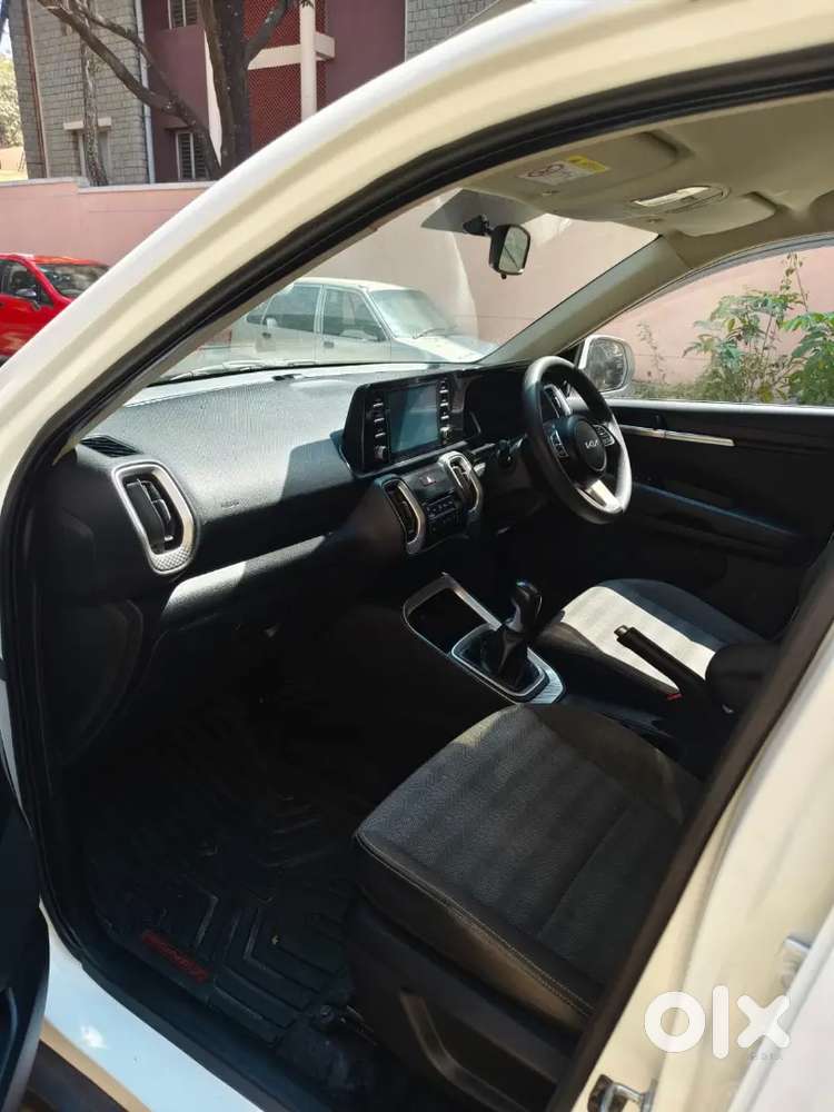 Kia Sonet 2023 Diesel Well Maintained