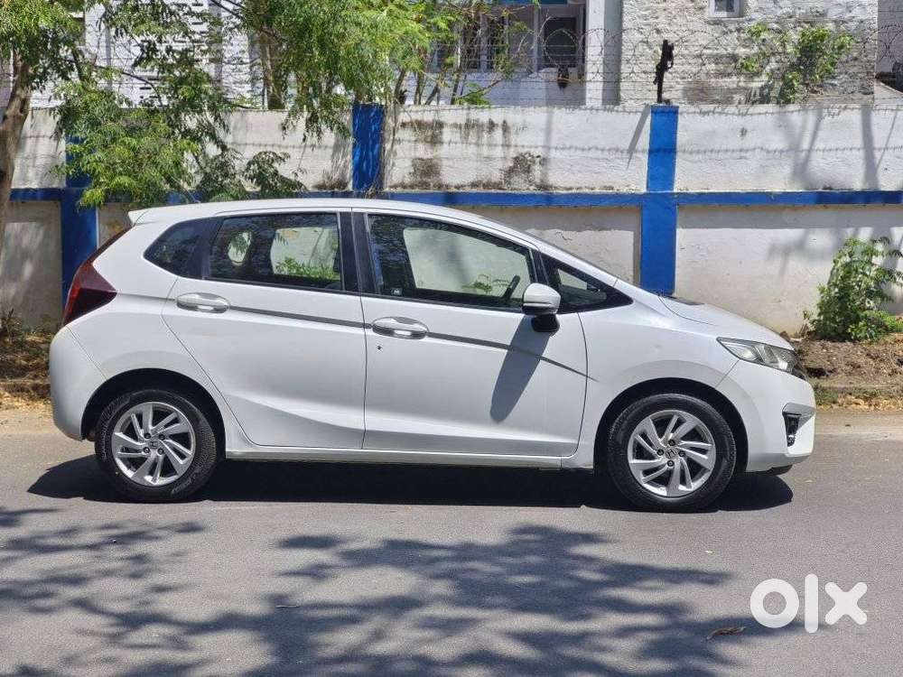 Honda Jazz V Cvt, 2017, Petrol