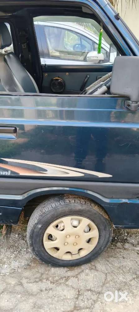 Maruti Suzuki Omni 2011