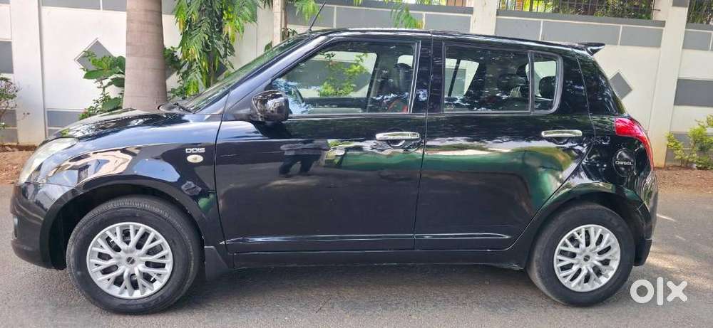 Maruti Suzuki Swift Vdi Bsiv W Abs, 2010, Diesel