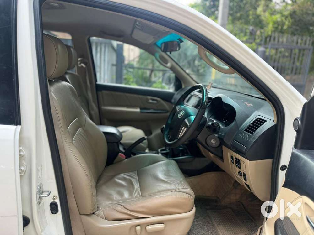 Toyota Fortuner 3.0 4x4 Manual, 2015, Diesel