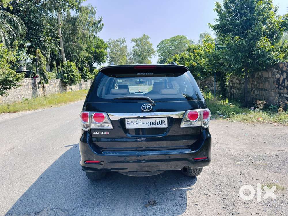 Toyota Fortuner 3.0 4x2 Mt, 2012, Diesel