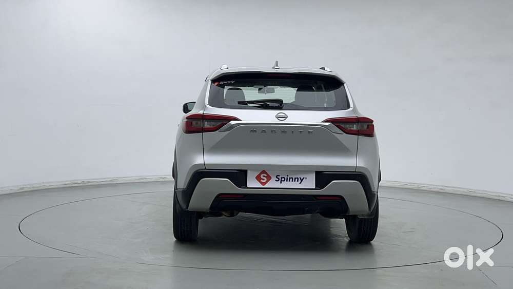 Nissan Magnite 1.0 Xv, 2022, Petrol