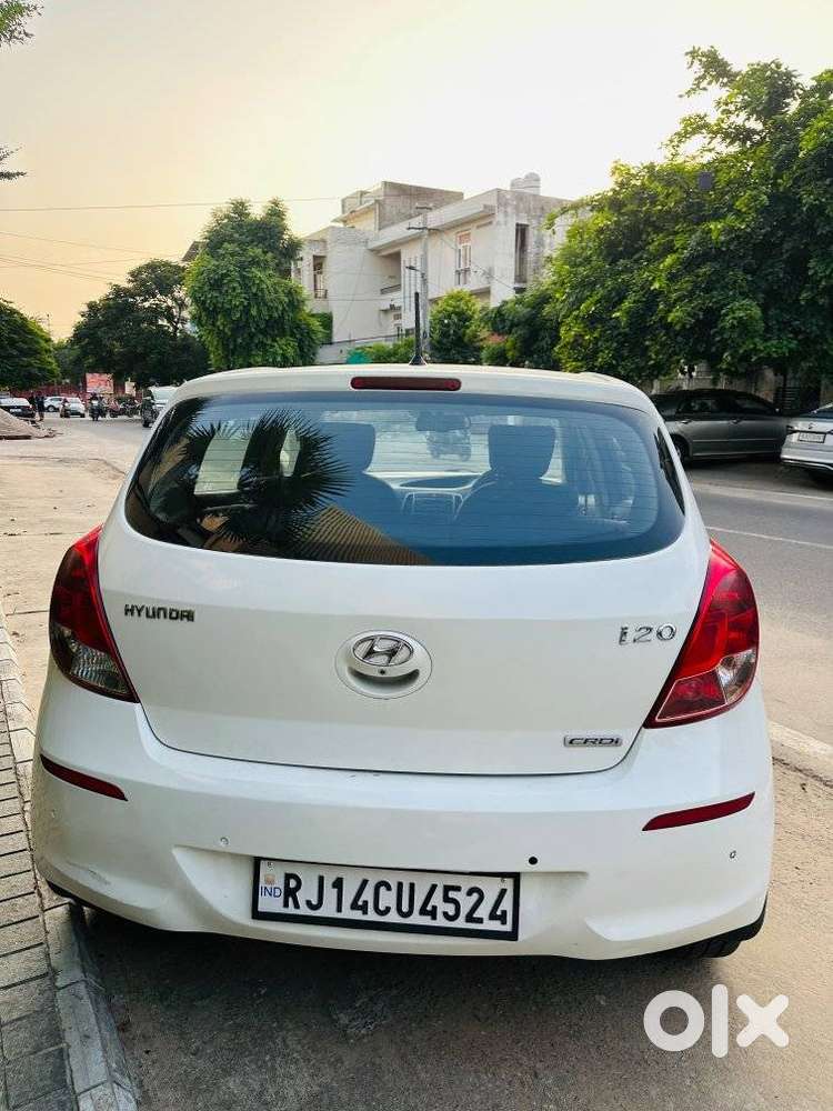 Hyundai I20 Sportz 1.4 Crdi 6 Speed Bs-iv, 2013, Diesel