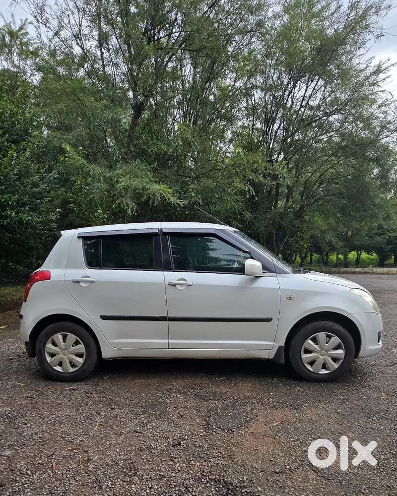 Maruti Suzuki Swift 2010